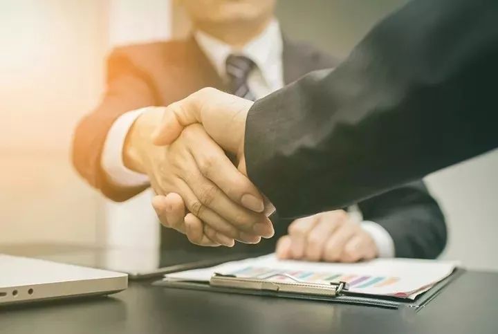 BEAT365-斗鱼张大仙暖心公益，亲自下乡带领山东乡村脱贫(图2)